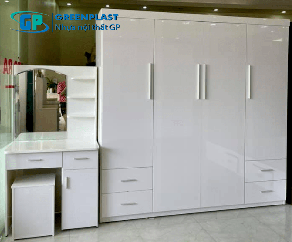 ban-trang-diem-nhua-dai-loan (6)